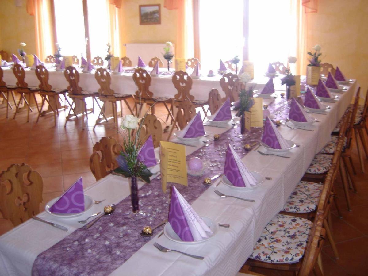 Rhoener Landhotel Haus Zur Wasserkuppe Ehrenberg  エクステリア 写真